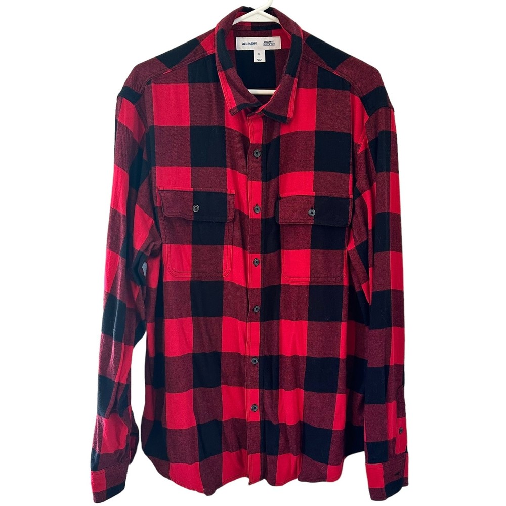 Old Navy Men Long Sleeve Black Red Plaid Button Down Shirt – Size XL